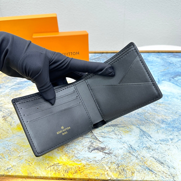 LVコピーウォレット内部構造
